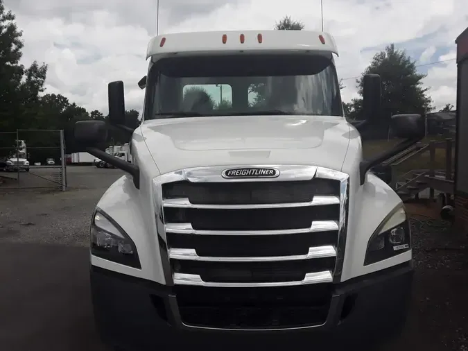 2019 FREIGHTLINER NEW CASCADIA PX12664