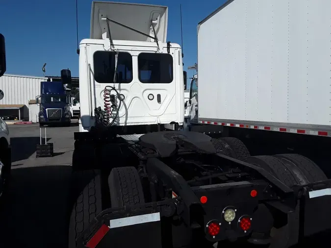 2018 FREIGHTLINER CASCADIA 125