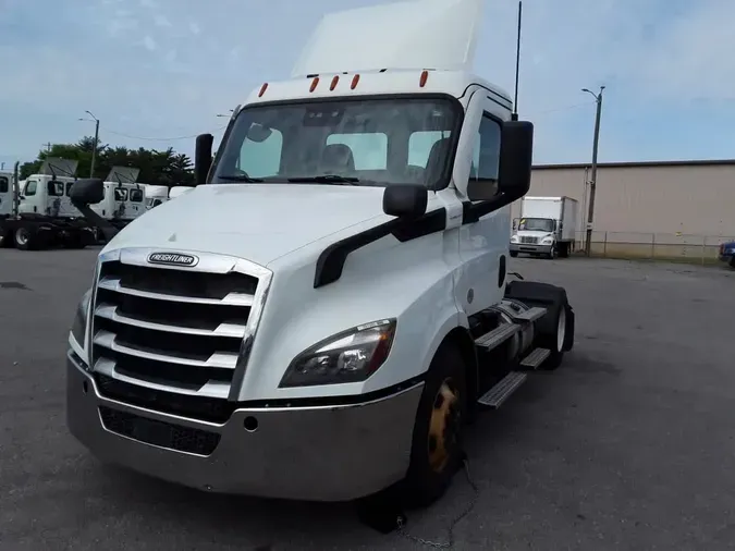 2020 FREIGHTLINER/MERCEDES NEW CASCADIA 11609ab9d817b27571a9c783cfa3fa3dd84