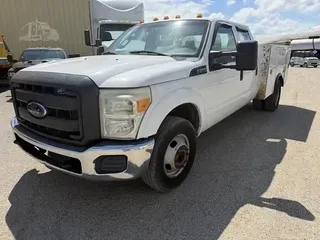 2013 FORD F350 SD XL