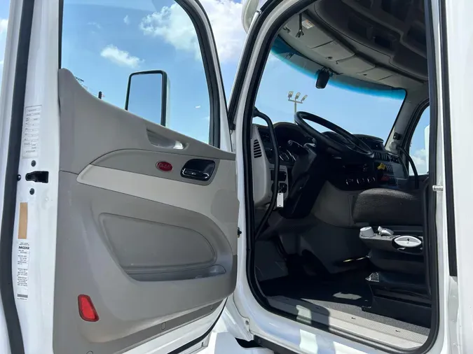 2021 Peterbilt 579