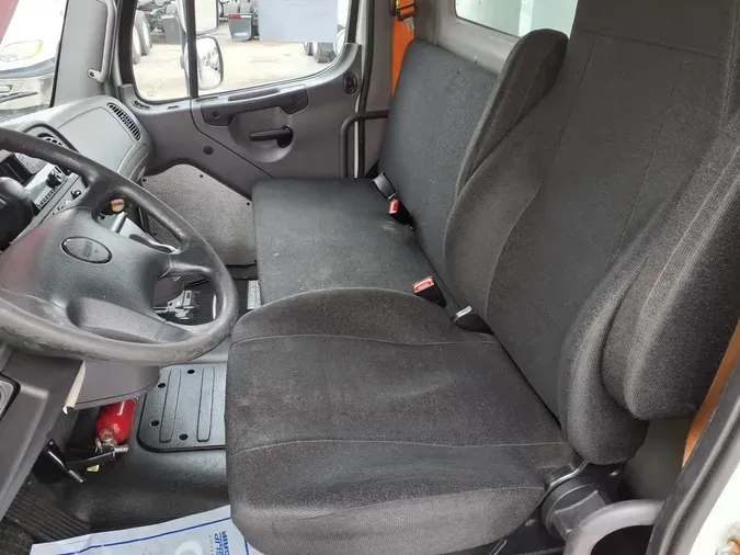 2019 FREIGHTLINER/MERCEDES M2 10609b2a04c79c5916d7948e063c0d79ede