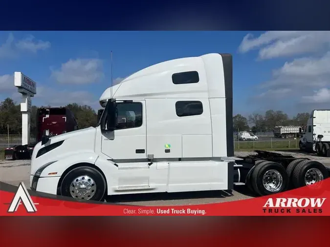 2020 VOLVO VNL760