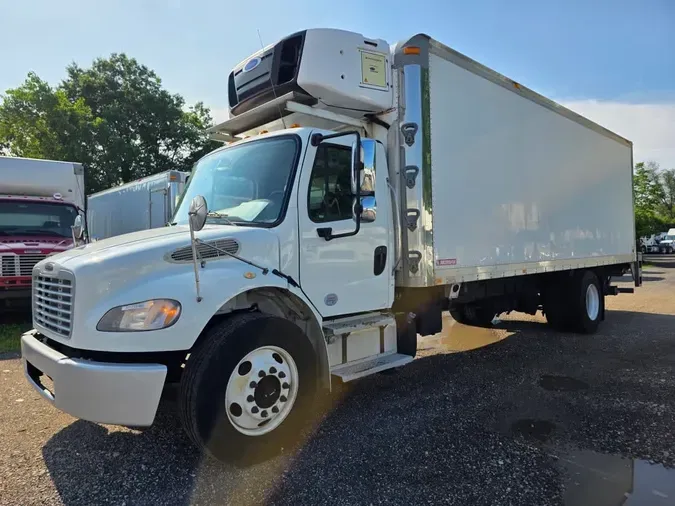 2016 FREIGHTLINER M2 10609bb844064add6f023f85b407856c667