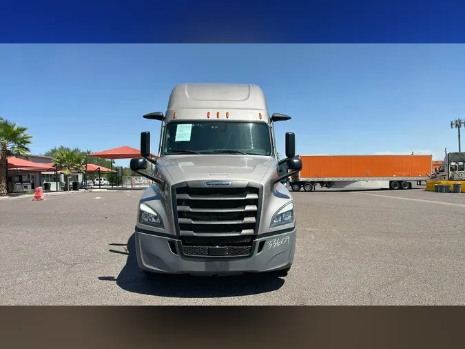 2025 Freightliner Cascadia 126