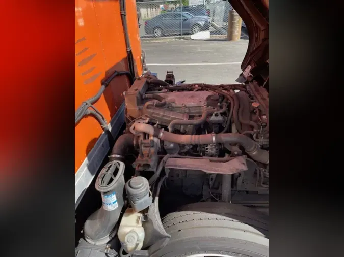 2019 ISUZU NQR