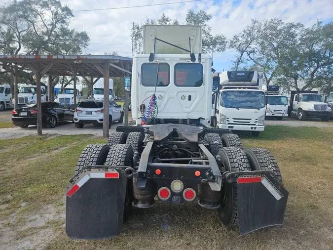 2018 FREIGHTLINER/MERCEDES CASCADIA 125