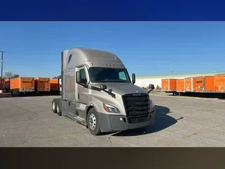 2023 Freightliner Cascadia 126