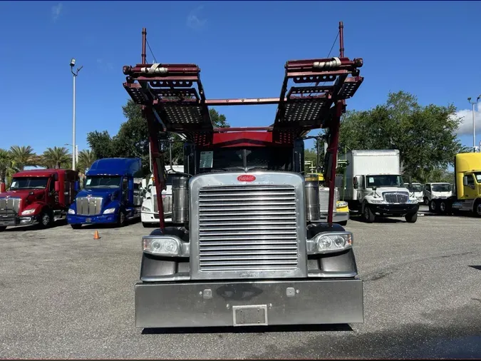 2021 Peterbilt 389