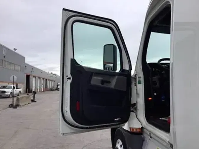 2020 Freightliner Cascadia