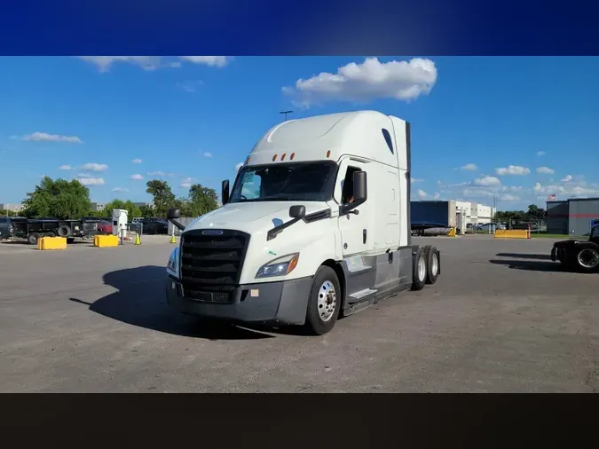 2022 Freightliner Cascadia 126