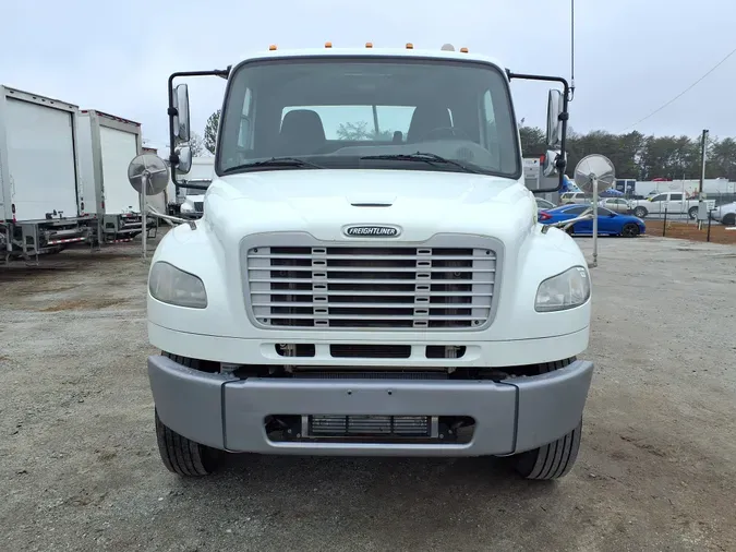 2014 FREIGHTLINER/MERCEDES M2 106