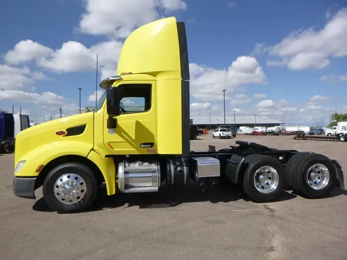2021 Peterbilt 579