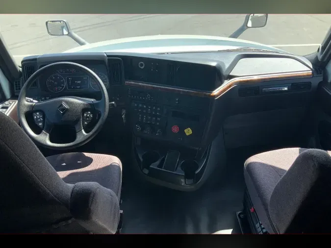 2022 INT LT625 6x4