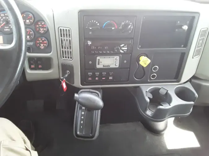 2019 NAVISTAR INTERNATIONAL 4300