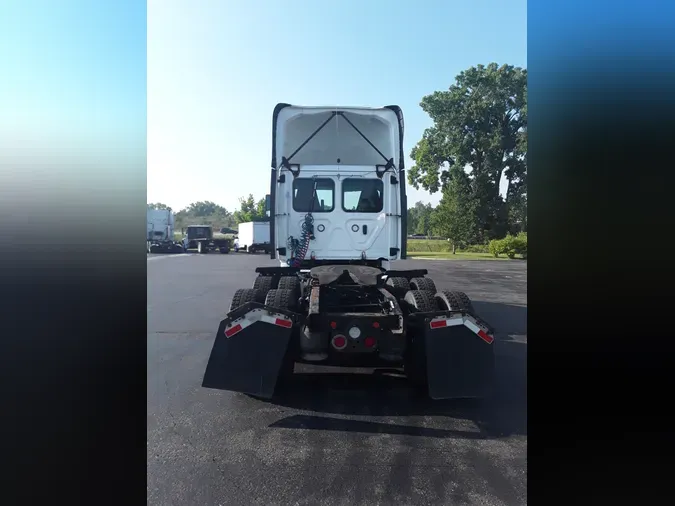 2019 FREIGHTLINER/MERCEDES NEW CASCADIA PX12664