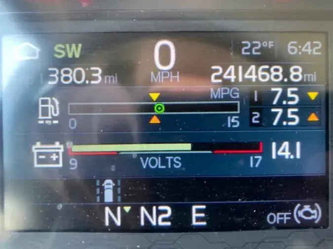 2023 Volvo VNR64T400