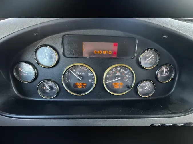 2019 Peterbilt 330