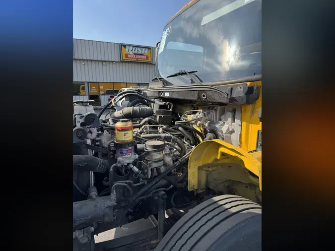 2020 Hino 338
