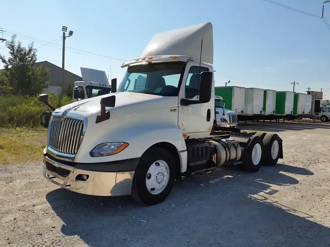 2019 NAVISTAR INTERNATIONAL LT625 DAYCAB T/A09e8f74ed33d1081ddea382c9fb969bd