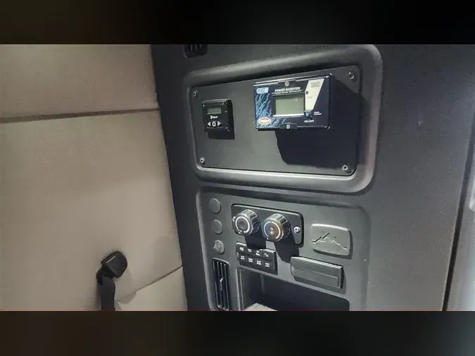 2020 FREIGHTLINER CA126