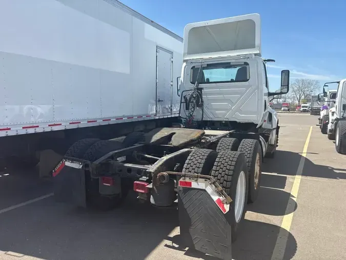 2019 NAVISTAR INTERNATIONAL LT625 DAYCAB T/A