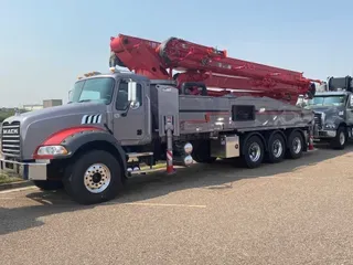 2020 MACK GR86B