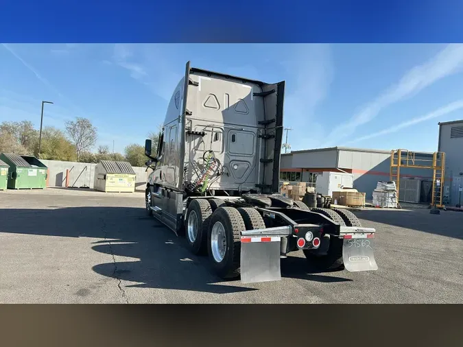 2023 Freightliner Cascadia