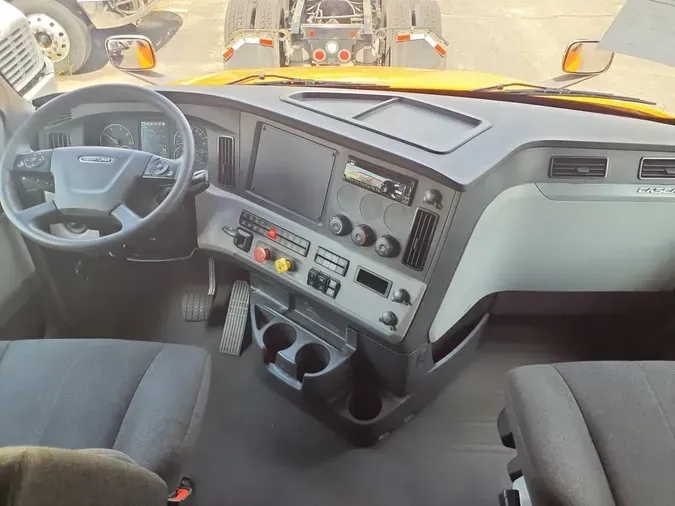 2019 FREIGHTLINER NEW CASCADIA PX12664