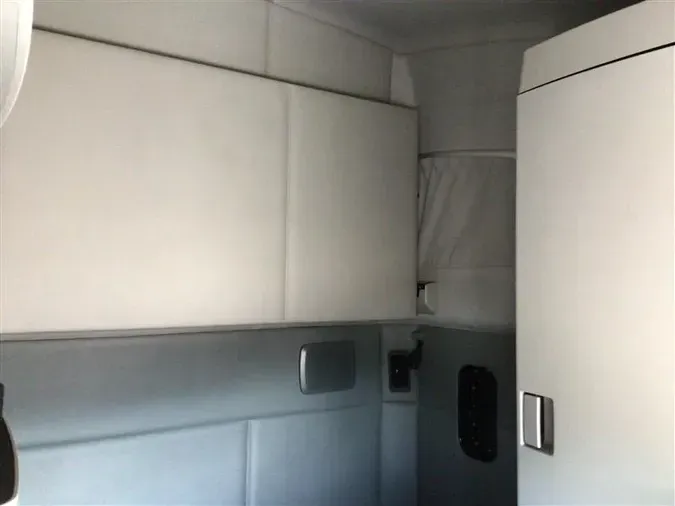 2018 KW T680