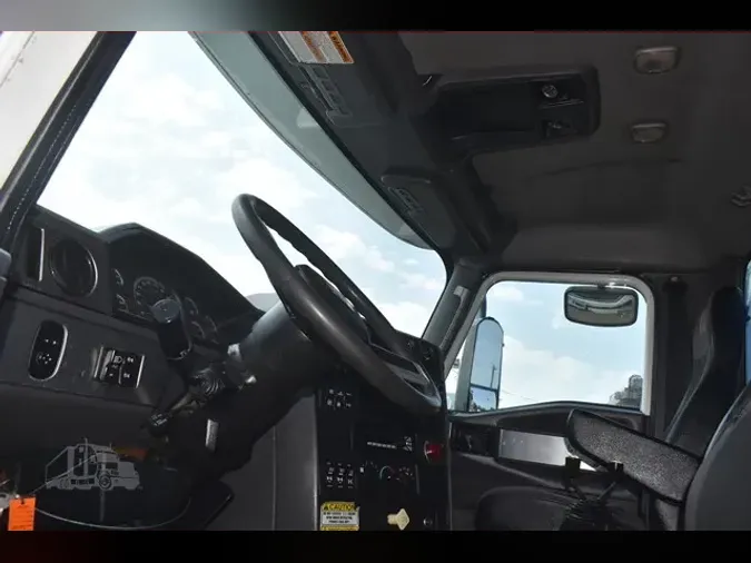 2014 CATERPILLAR CT660S