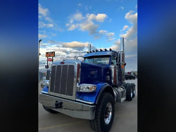 2024 Peterbilt 389