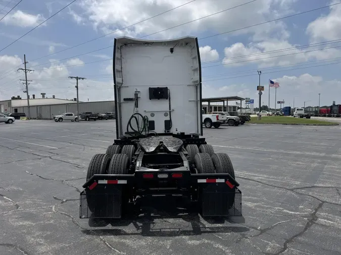 2022 Peterbilt 579