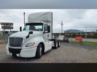 2020 NAVISTAR INTERNATIONAL LT625 DAYCAB T/A