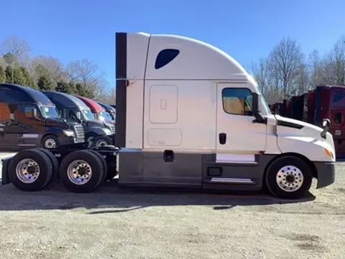 2021 Freightliner Cascadia