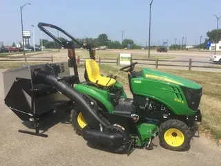 2020 John Deere 1023E