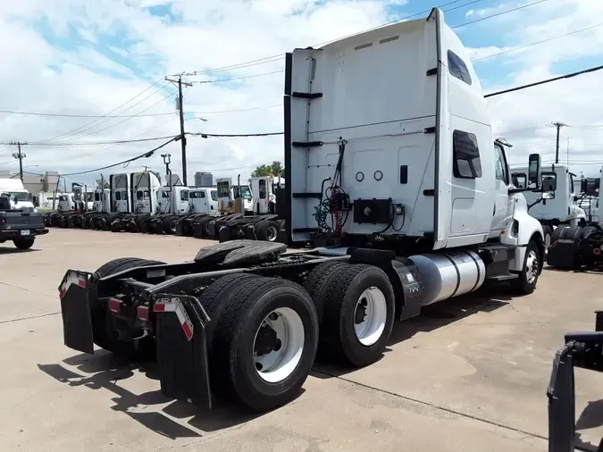 2019 NAVISTAR INTERNATIONAL LT625 SLPR CAB