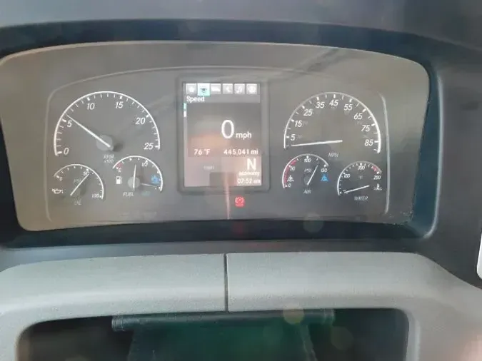 2020 Freightliner New Cascadia 126