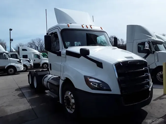 2019 FREIGHTLINER/MERCEDES NEW CASCADIA PX12664