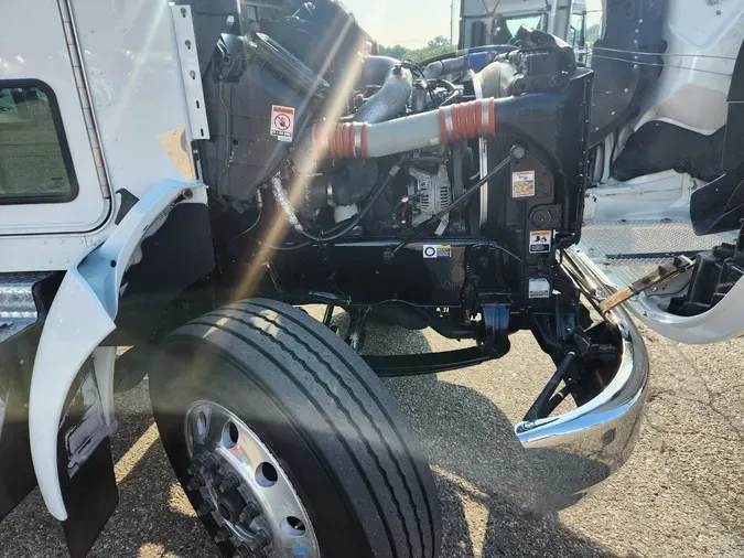 2018 KENWORTH T370