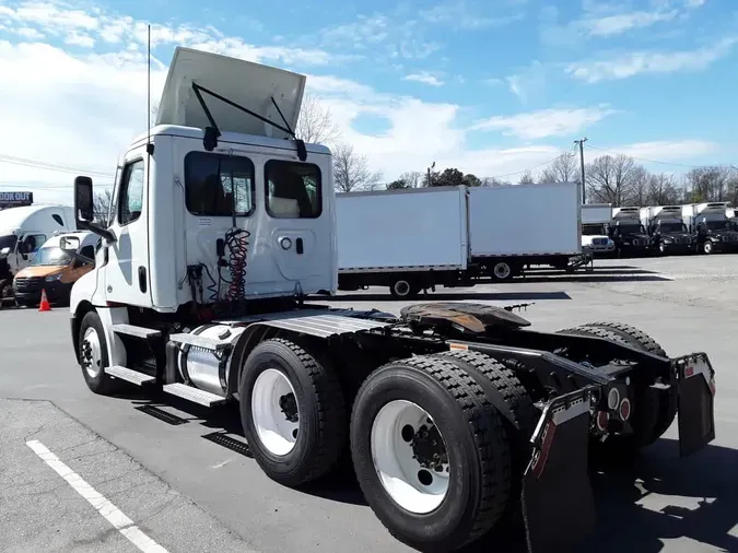 2021 FREIGHTLINER/MERCEDES NEW CASCADIA PX126640a072af9fcd6404c84f7151a20e94b1c