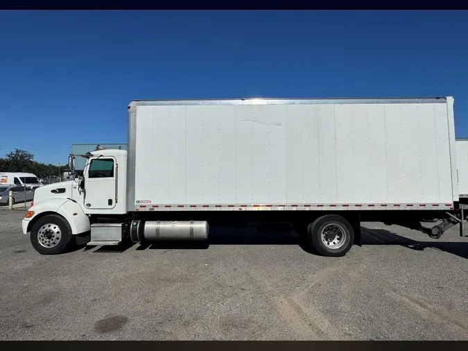 2019 Peterbilt 337