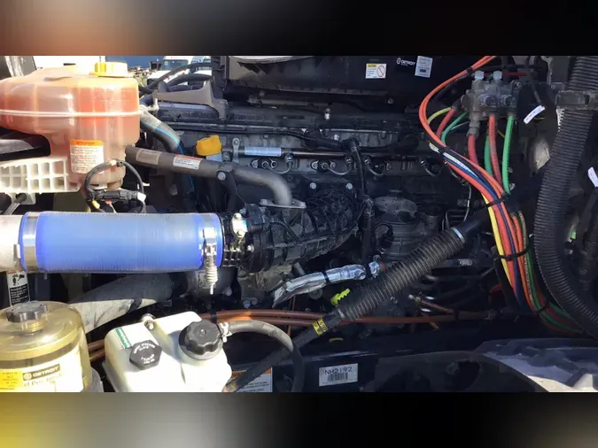 2023 Freightliner Cascadia 1260a07e1464158af33b3df55a8690093f2