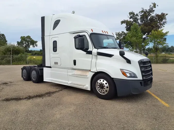 2020 FREIGHTLINER NEW CASCADIA PX12664