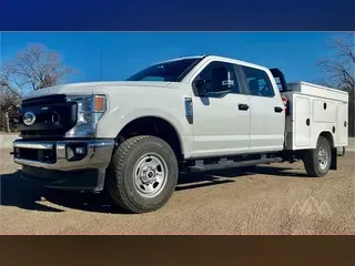 2022 FORD F350