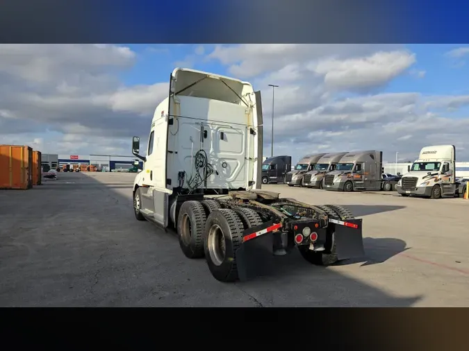 2020 Freightliner Cascadia