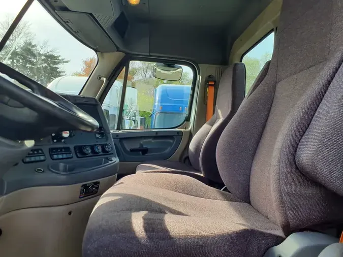 2018 FREIGHTLINER/MERCEDES CASCADIA 125