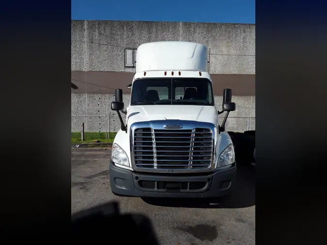 2018 FREIGHTLINER/MERCEDES CASCADIA 125