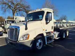 2017 FREIGHTLINER/MERCEDES CASCADIA 125