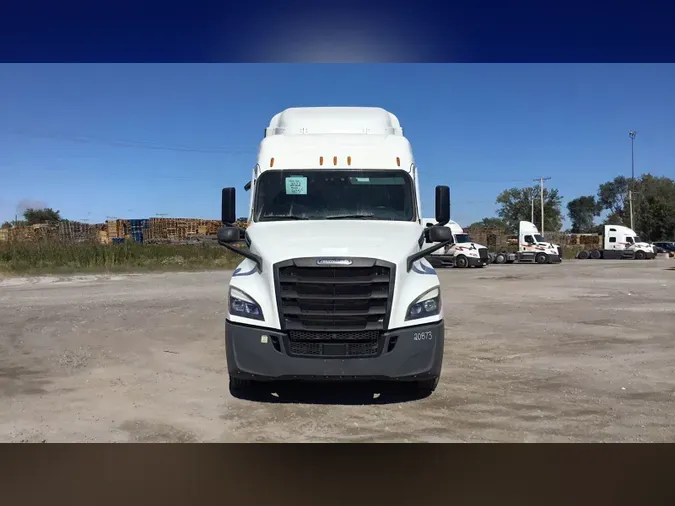 2022 Freightliner Cascadia 126